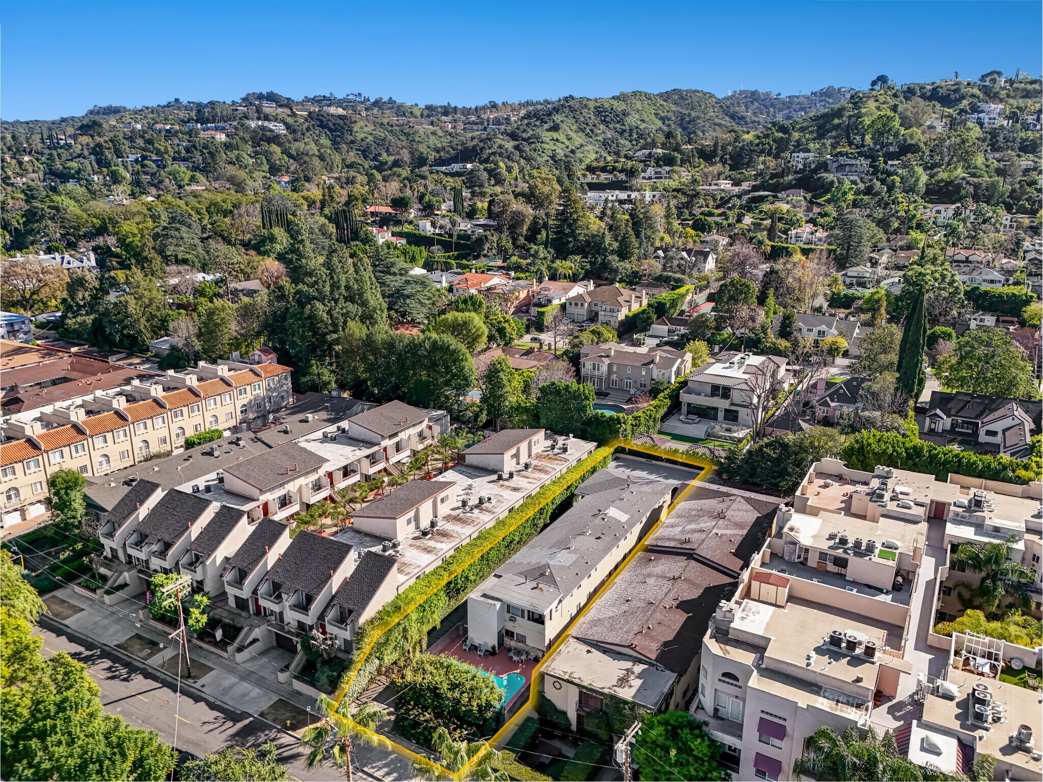 14258 Dickens St, Sherman Oaks, CA à vendre Photo principale– Image 1 sur 12