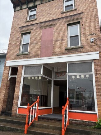 Plus de détails pour 525-527 Tremont Ave SW, Massillon, OH - Local commercial à louer