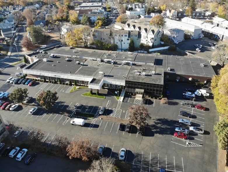112 Main St, Norwalk, CT à louer - Photo de l’immeuble – Image 2 sur 11
