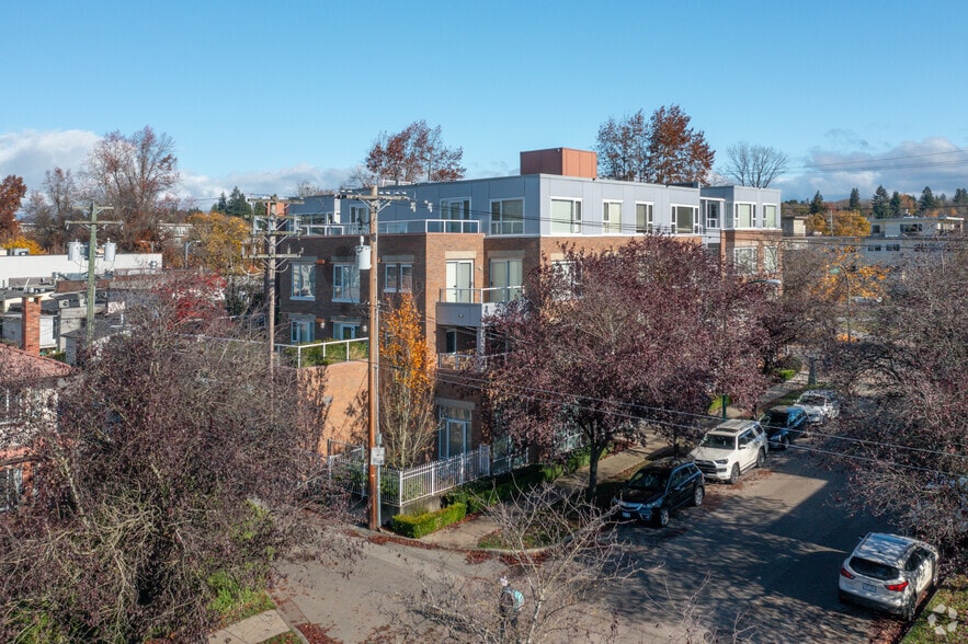 6075-6099 West Blvd, Vancouver, BC à louer - Photo principale – Image 1 sur 4