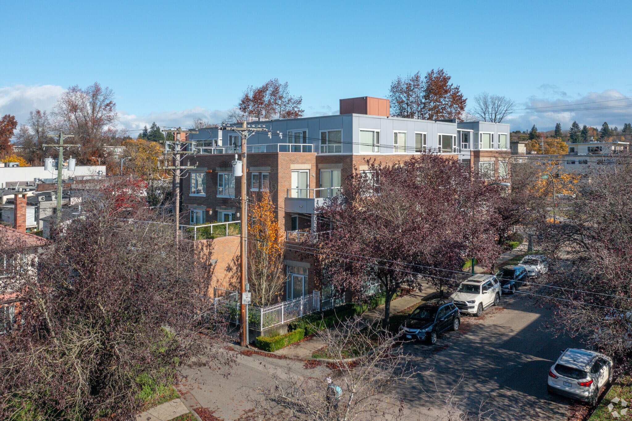 6075-6099 West Blvd, Vancouver, BC à louer Photo principale– Image 1 sur 5