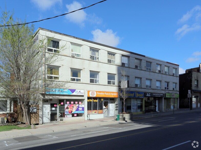 2346 Dufferin St, Toronto, ON à vendre - Photo principale – Image 1 sur 2