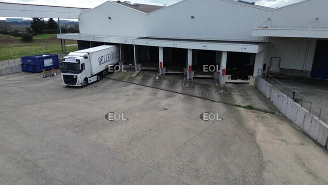 Plus de détails pour Industriel/Logistique à louer