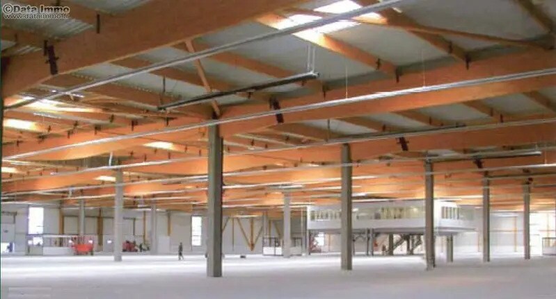 Industriel/Logistique dans Gonesse à louer - Photo de l’immeuble – Image 2 sur 15