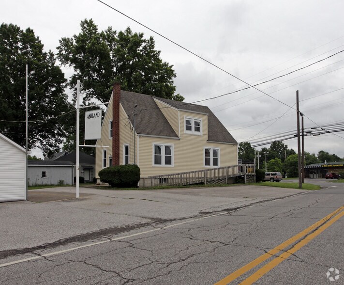 900 E Main St, Ashland, OH à vendre - Photo de l’immeuble – Image 2 sur 2