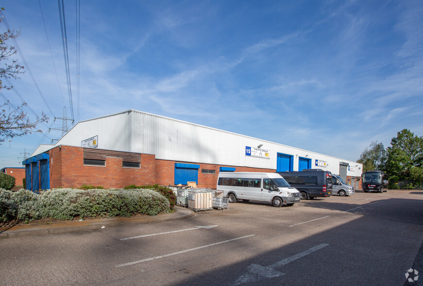 Orton Way, Birmingham à louer - Photo principale – Image 1 sur 5