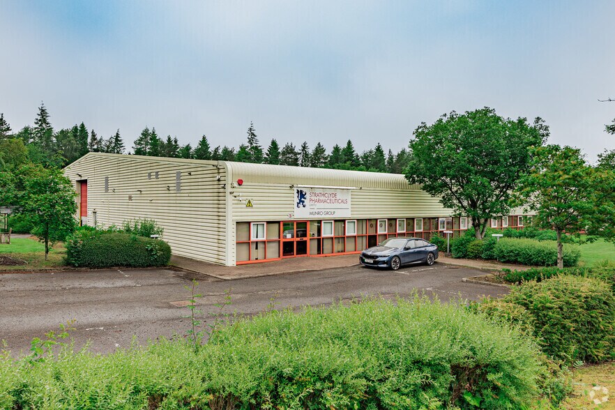 3 Young Pl, East Kilbride à louer - Photo principale – Image 1 sur 2