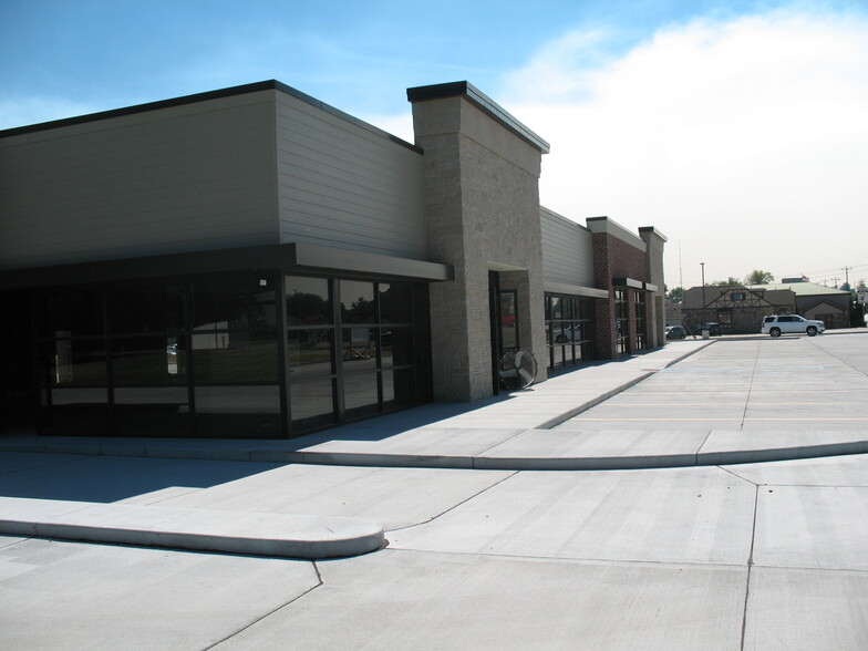 600 N Main St, Sikeston, MO à louer - Photo de l’immeuble – Image 3 sur 5
