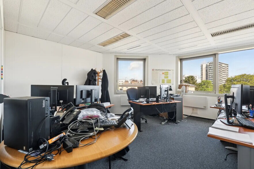 Bureau dans Paris à vendre - Photo de l’immeuble – Image 3 sur 8