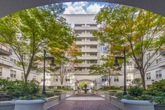 Plus de détails pour 309 E Morehead St, Charlotte, NC - Bureau à louer