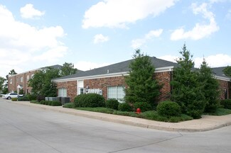 Plus de détails pour 1818 W Lindsey St, Norman, OK - Bureau à louer