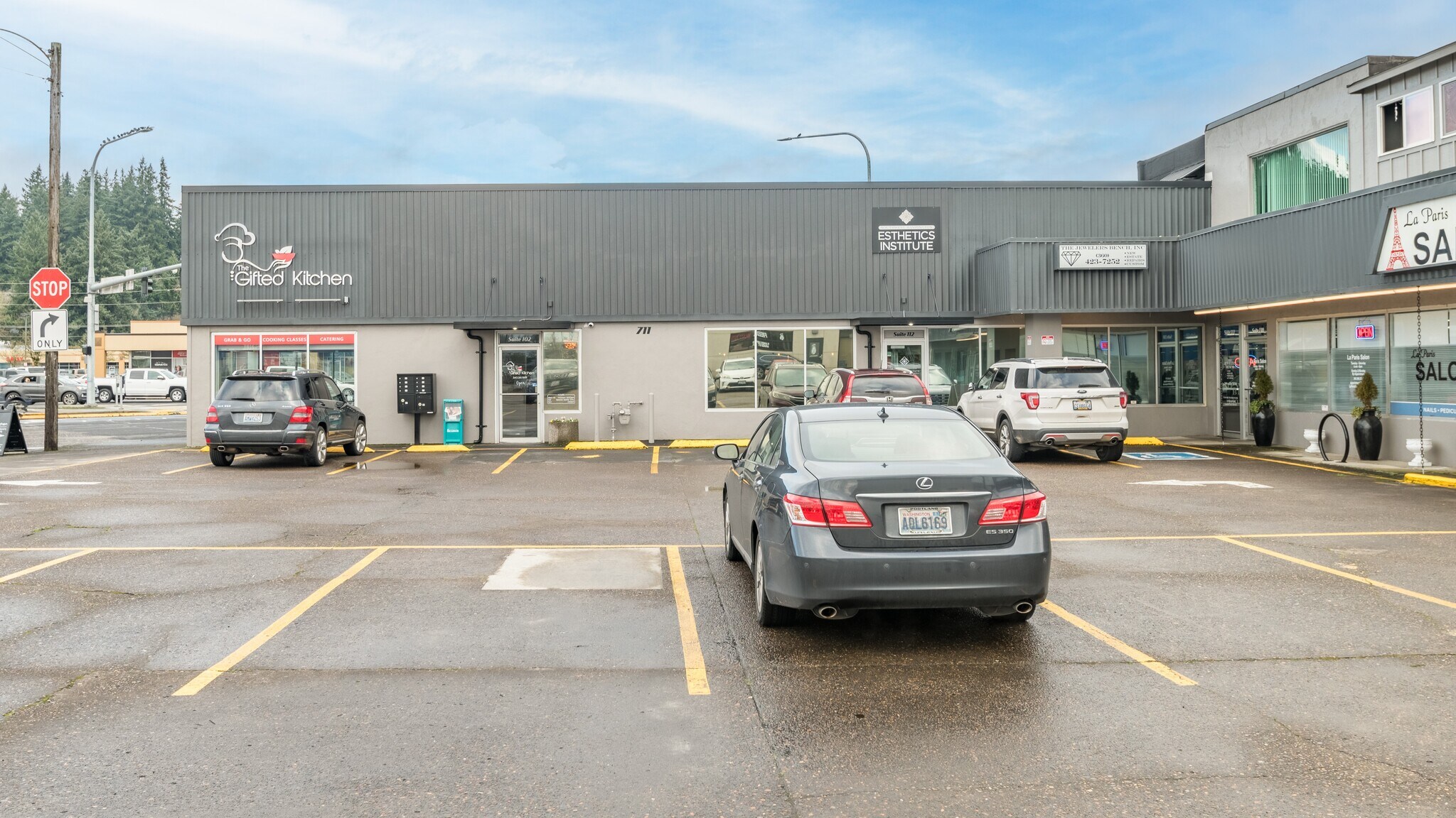 711 Vandercook Way, Longview, WA à louer Photo de l’immeuble– Image 1 sur 19