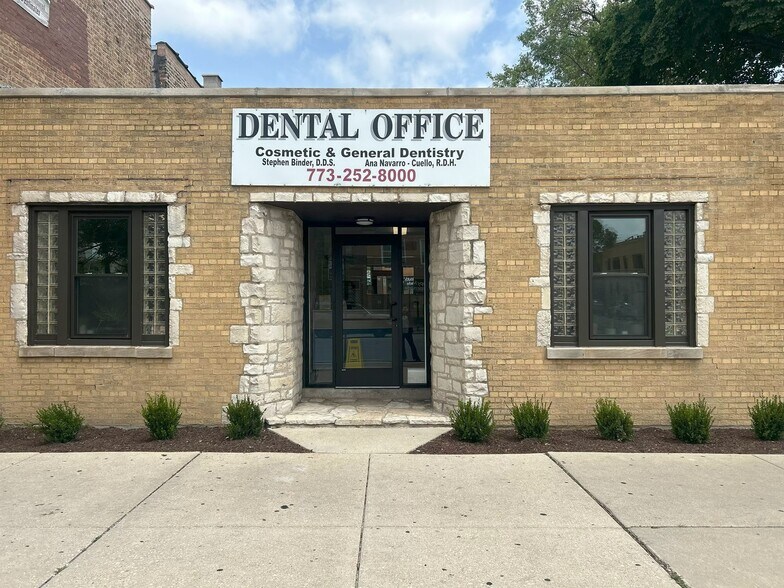 3900 W Fullerton Ave, Chicago, IL à vendre - Photo principale – Image 1 sur 1