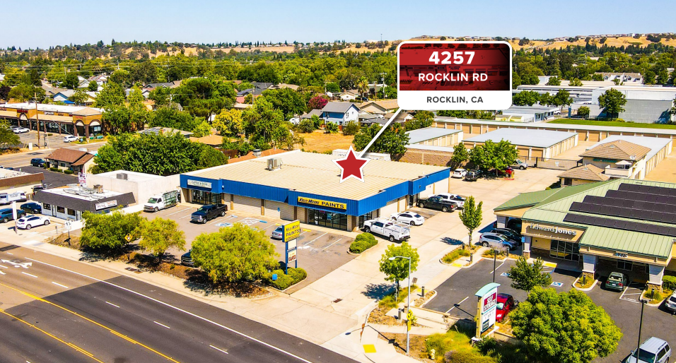 4257 Rocklin Rd, Rocklin, CA à louer - Photo de l’immeuble – Image 2 sur 4