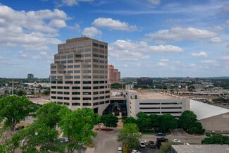 Plus de détails pour 8023 vantage Dr, San Antonio, TX - Bureau à louer