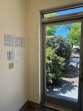 155 Spring Hill Dr, Grass Valley, CA à louer Photo intérieure– Image 1 sur 13