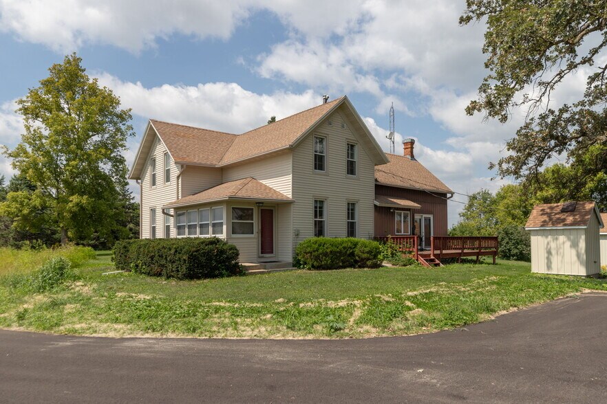 6039 34th Ave NW, Byron, MN à vendre - Photo de l’immeuble – Image 2 sur 47