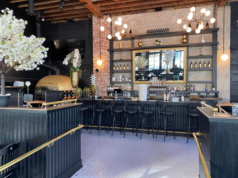 301 W 6th St, San Pedro, CA à louer - Photo intérieure – Image 3 sur 13