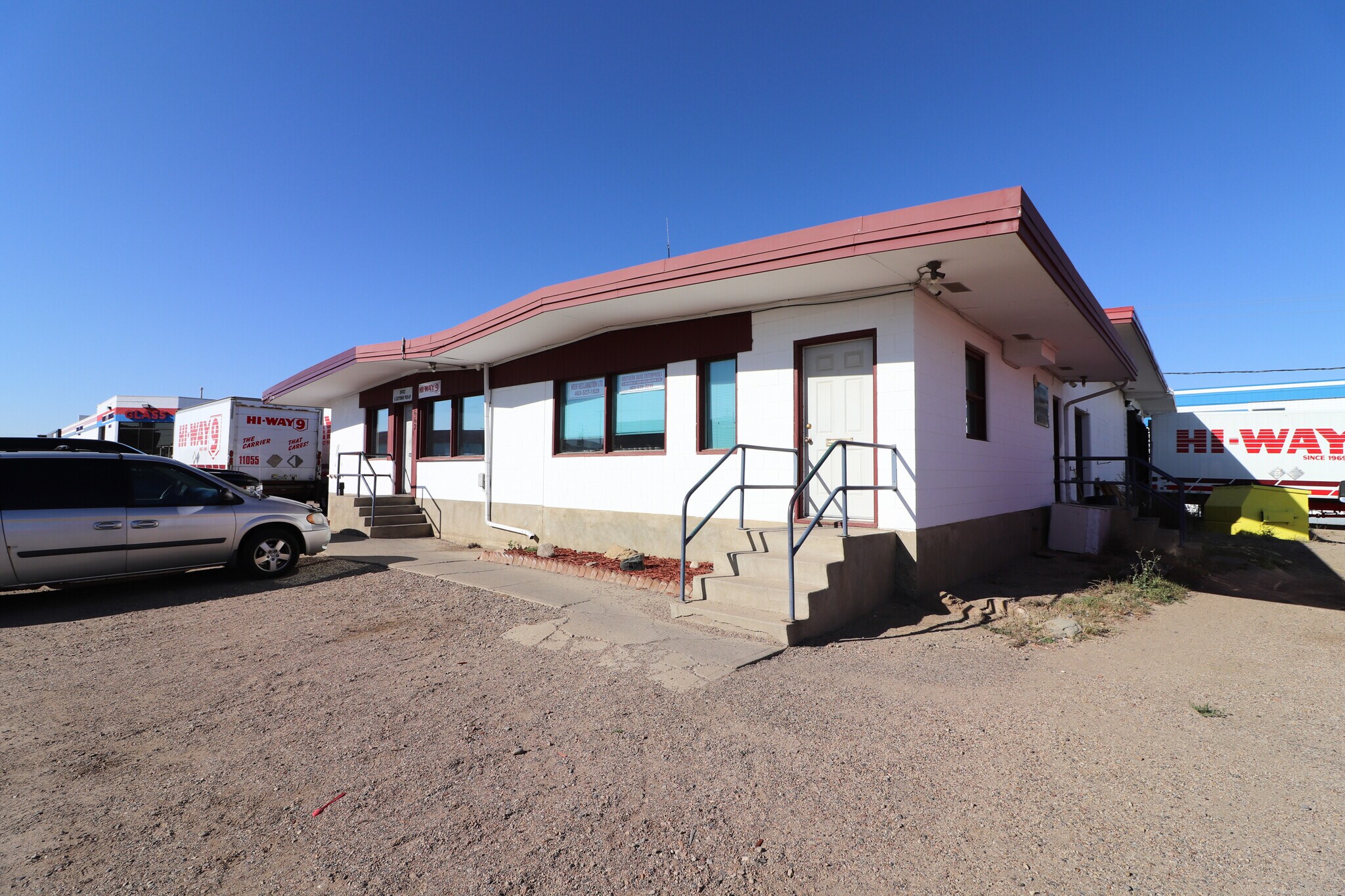 662 15 St SW, Medicine Hat, AB à vendre Photo principale– Image 1 sur 34