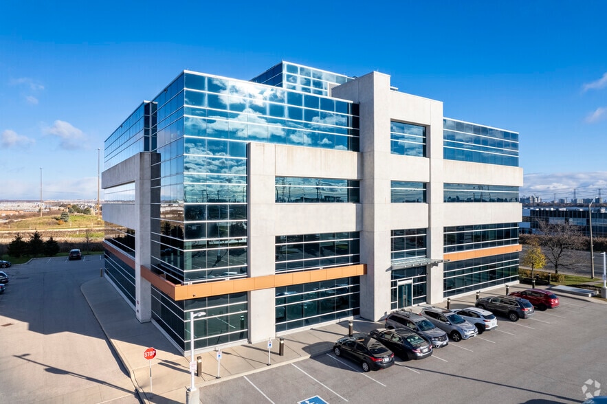 7300-7330 Keele St, Concord, ON à louer - Photo de l’immeuble – Image 2 sur 5