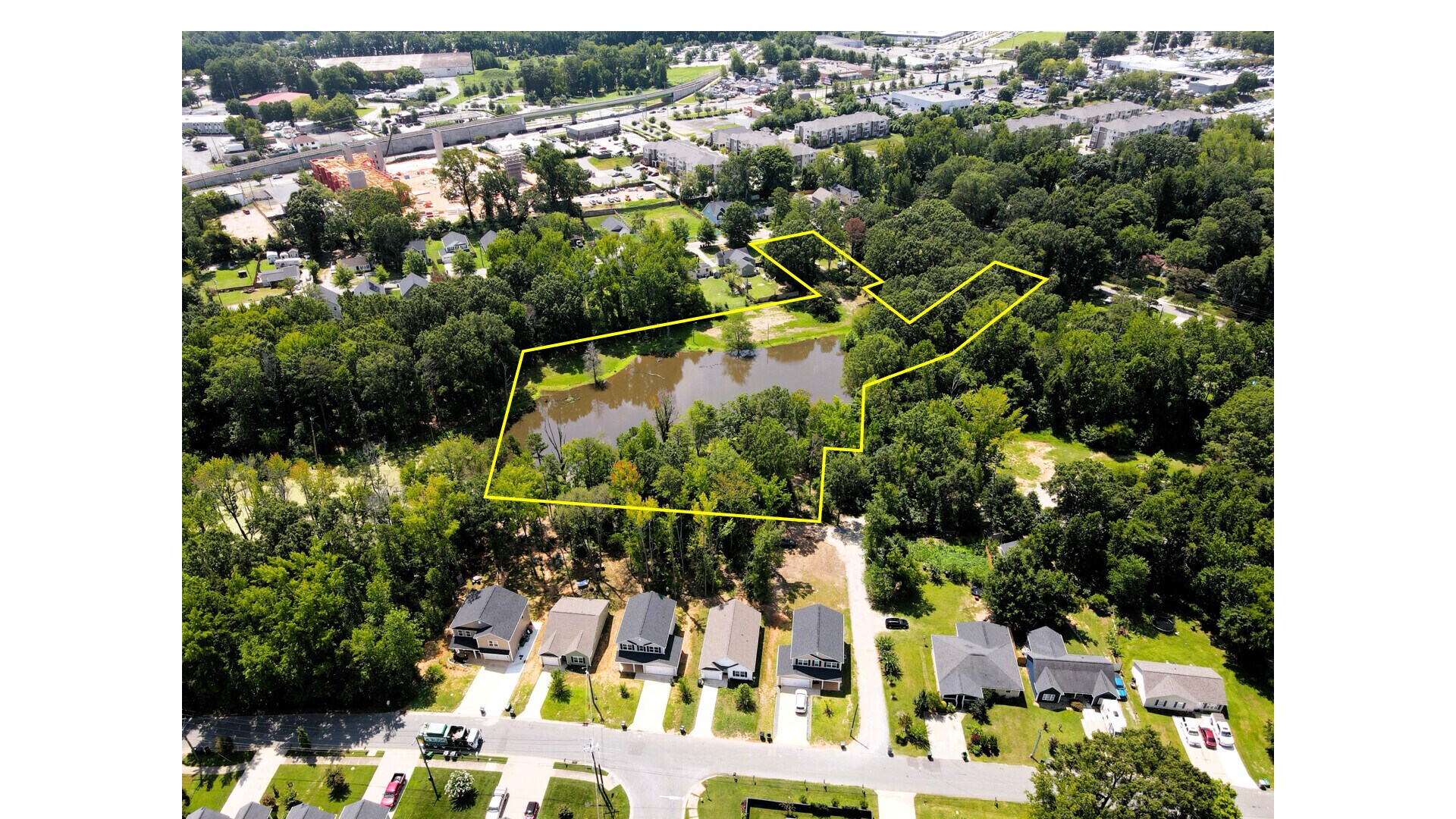 524 Dawn Cir, Charlotte, NC à vendre Aérien– Image 1 sur 37