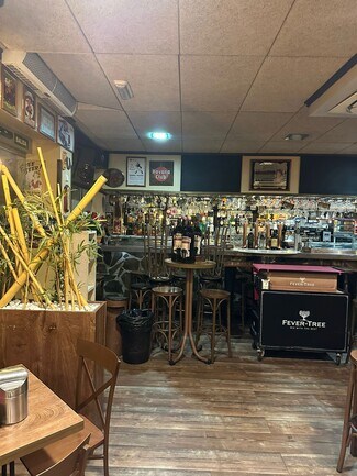 Plus de détails pour Avenida Doctor Marañón, 20, Majadahonda - Local commercial à louer