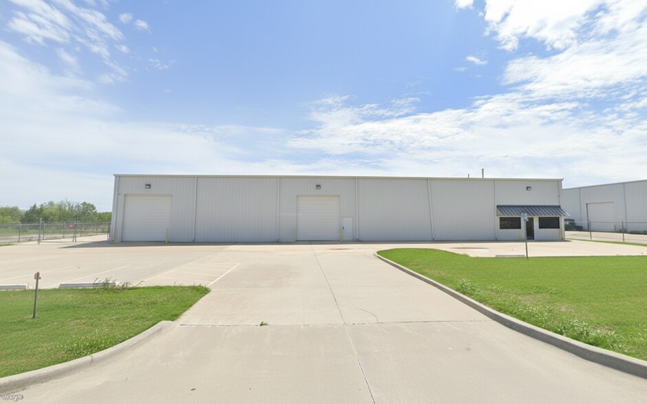 4720 United Dr, Oklahoma City, OK à louer - Photo de l’immeuble – Image 2 sur 13
