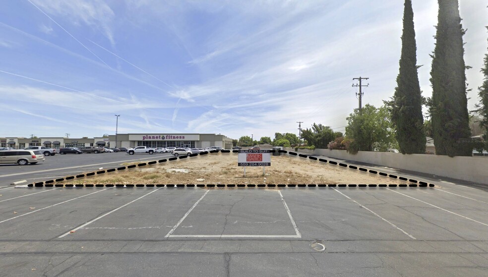 E. Barstow Ave and N. First St., Fresno, CA à louer - Photo principale – Image 2 sur 3