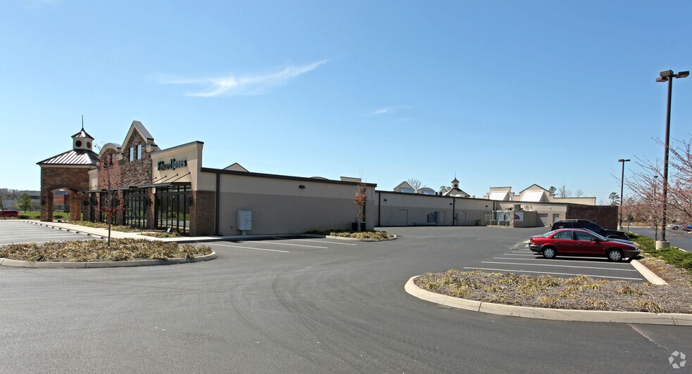 750 Briarcliff Ave, Oak Ridge, TN à louer - Photo de l’immeuble – Image 2 sur 4