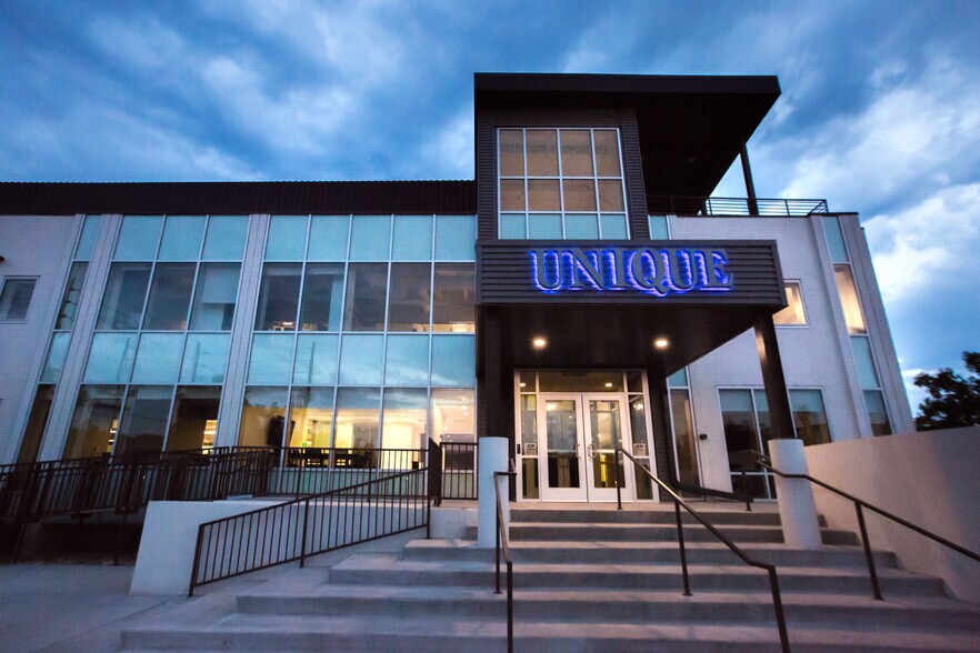 400 S Broadway, Denver, CO à louer - Photo de l’immeuble – Image 3 sur 7