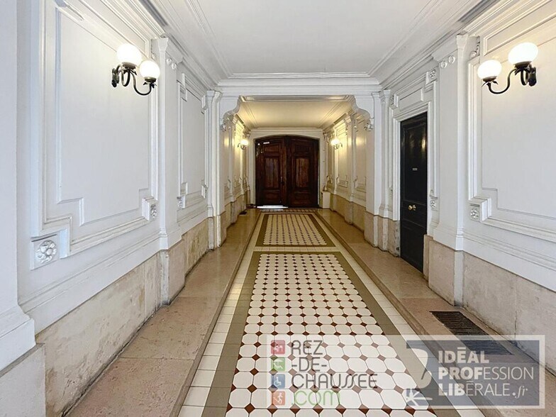 Bureau dans Paris à louer - Photo de l’immeuble – Image 2 sur 6