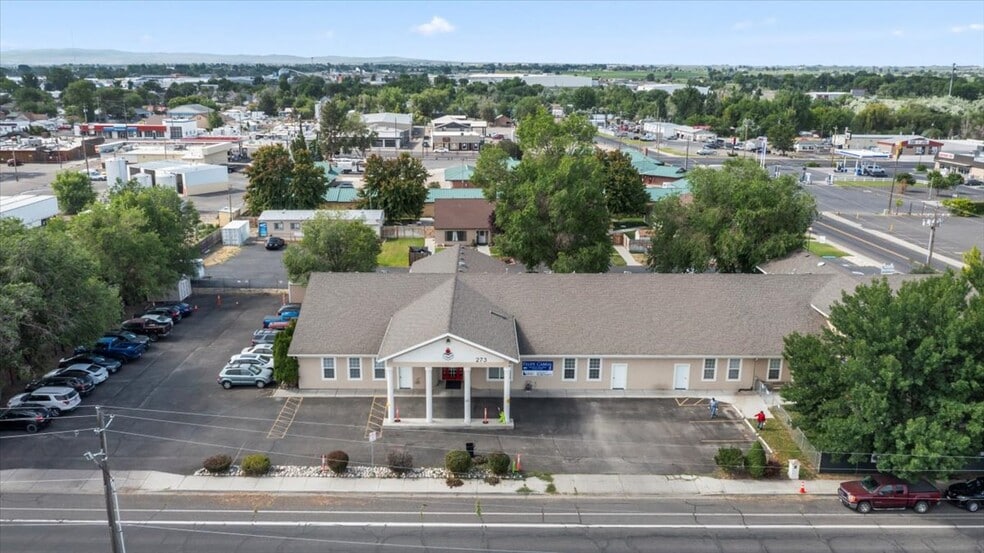 273 Shoup Ave W, Twin Falls, ID à vendre - Photo de l’immeuble – Image 3 sur 15