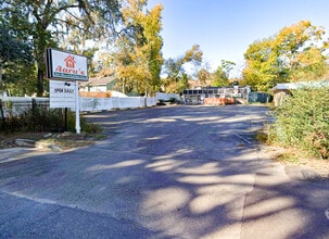 1014-1024 S Magnolia Dr, Tallahassee, FL à louer Photo intérieure– Image 1 sur 23