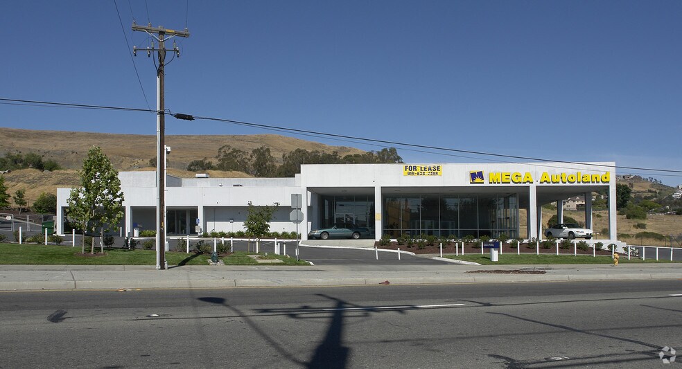 29000 Mission Blvd, Hayward, CA à vendre - Photo de l’immeuble – Image 2 sur 3