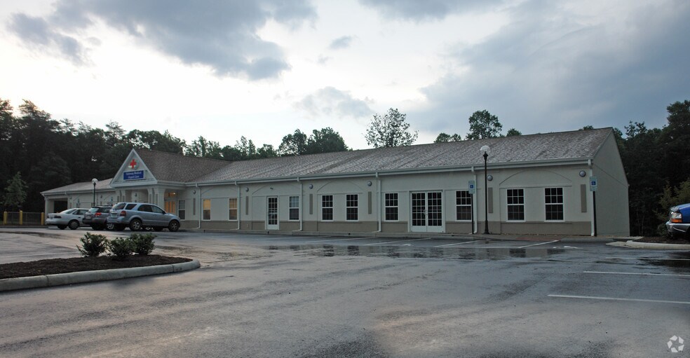 11131 Journal Pky, King George, VA à vendre - Photo de l’immeuble – Image 3 sur 4
