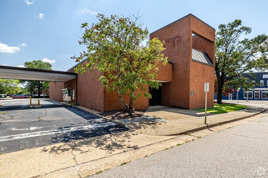 101 E City Point Rd, Hopewell, VA à vendre - Photo de l’immeuble – Image 2 sur 20