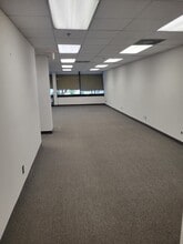 1300 Piccard Dr, Rockville, MD à louer Photo intérieure– Image 2 sur 5