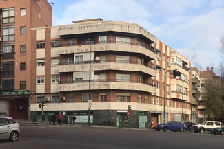 Plus de détails pour Calle de Saavedra Fajardo, 10, Madrid - Bureau/Local commercial à louer