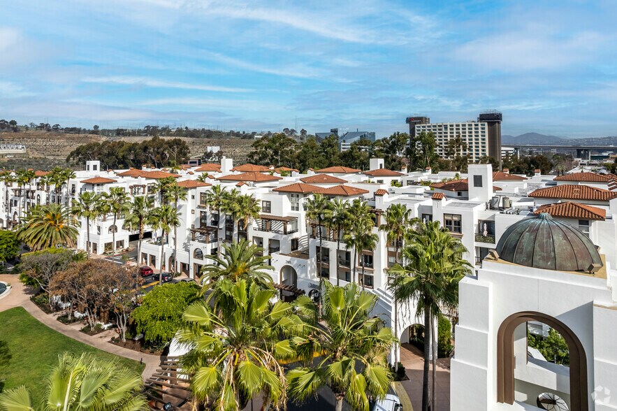 2185 Station Village Way, San Diego, CA à louer - Photo de l’immeuble – Image 2 sur 5