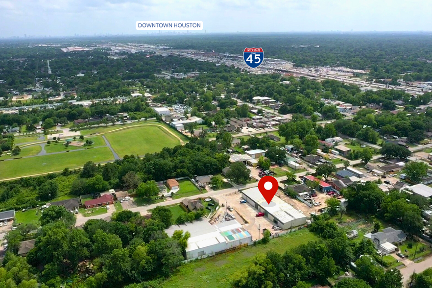 238 Memory Ln, Houston, TX à louer - Photo de l’immeuble – Image 3 sur 14