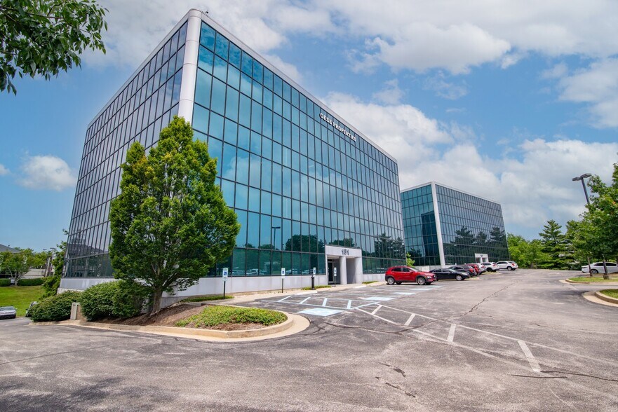 151 & 161 N Eagle Creek Dr, Lexington, KY à vendre - Photo de l’immeuble – Image 3 sur 31