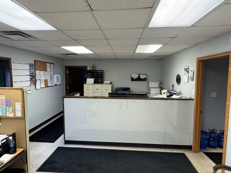 912 S Metcalf St, Lima, OH à vendre - Photo de l’immeuble – Image 3 sur 5