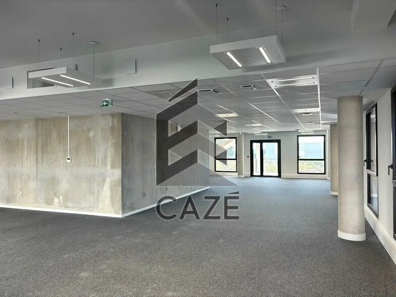 Bureau dans Périgny à louer - Photo intérieure – Image 2 sur 5