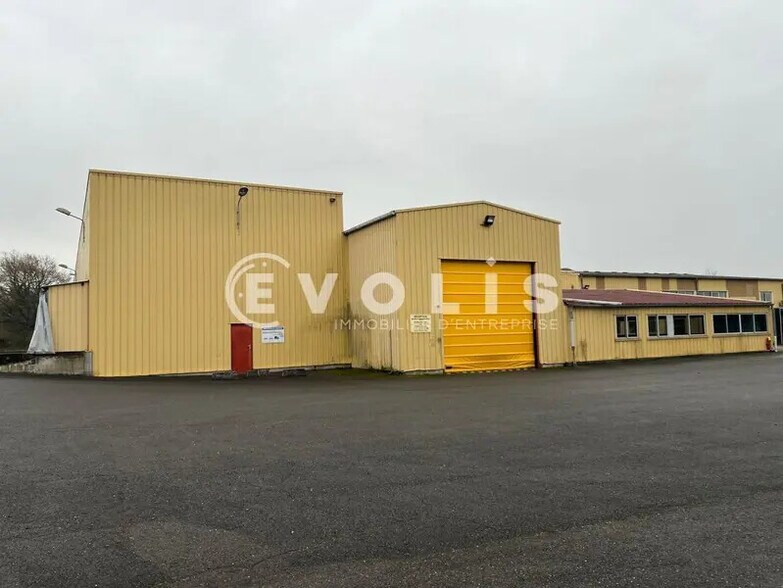 Local d'activités dans Saint-Trivier-sur-Moignans à vendre - Photo de l’immeuble – Image 3 sur 36