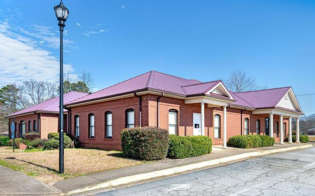 752 Main St, Forest Park, GA à louer - Photo de l’immeuble – Image 2 sur 23