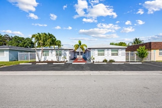 Plus de détails pour 3910 NW 30th Ter, Lauderdale Lakes, FL - Logement à vendre