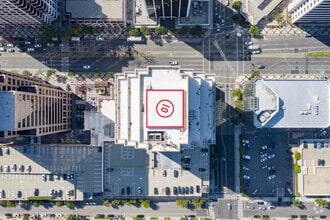 500 N Brand Blvd, Glendale, CA - Vue aérienne  vue de carte - Image1