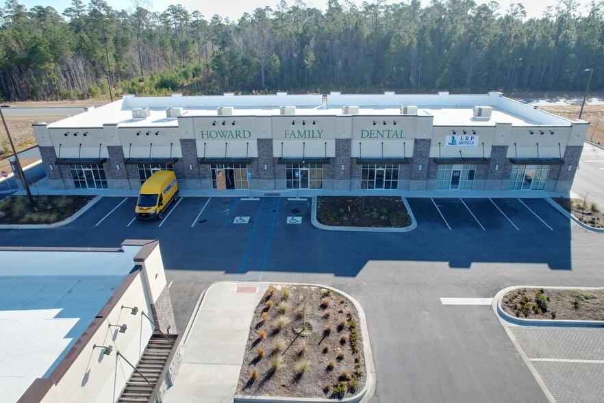 101 E Marketplace Way, Pooler, GA à louer - Photo de l’immeuble – Image 2 sur 6
