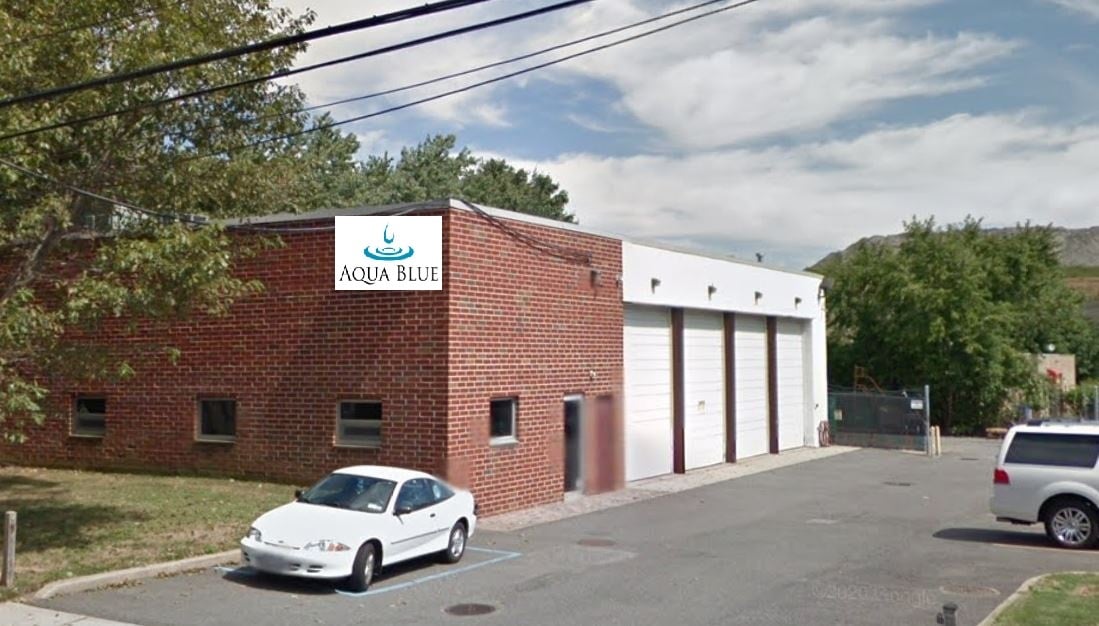 25 Field St, West Babylon, NY à louer Photo de l’immeuble– Image 1 sur 8