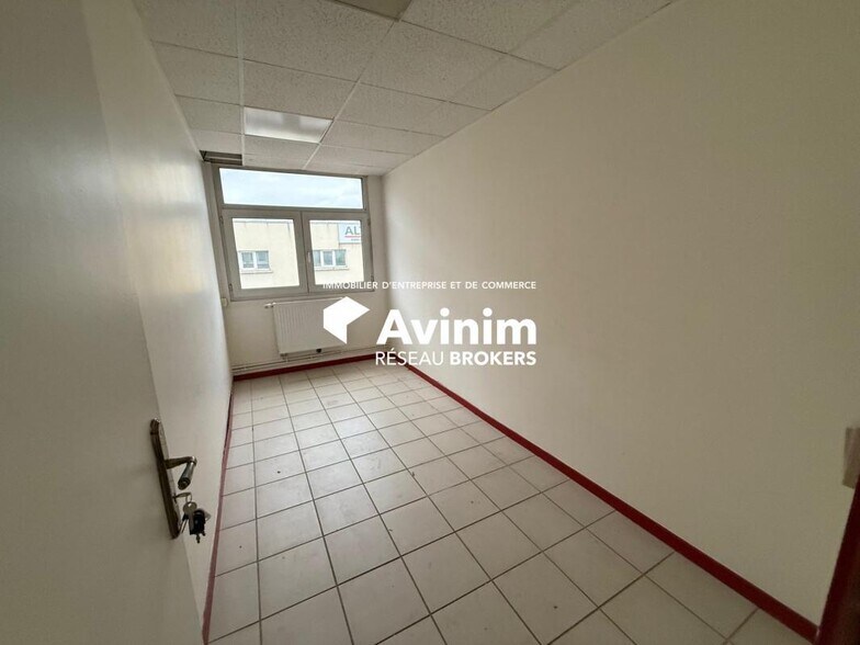 Bureau dans Argenteuil à louer - Photo intérieure – Image 3 sur 3